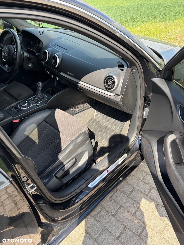 Audi A3 Sportback 2.0 TDI clean diesel Quattro Ambiente S tronic - 15