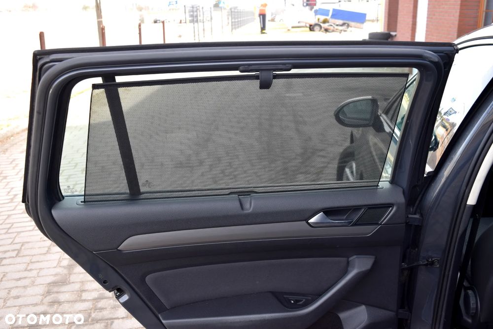 Volkswagen Passat 2.0 TDI (BlueMotion Technology) Comfortline - 17