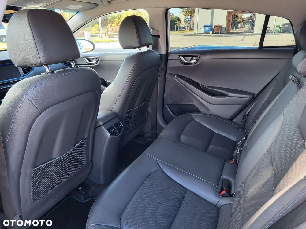 Hyundai IONIQ plug-in hybrid Platinum - 24