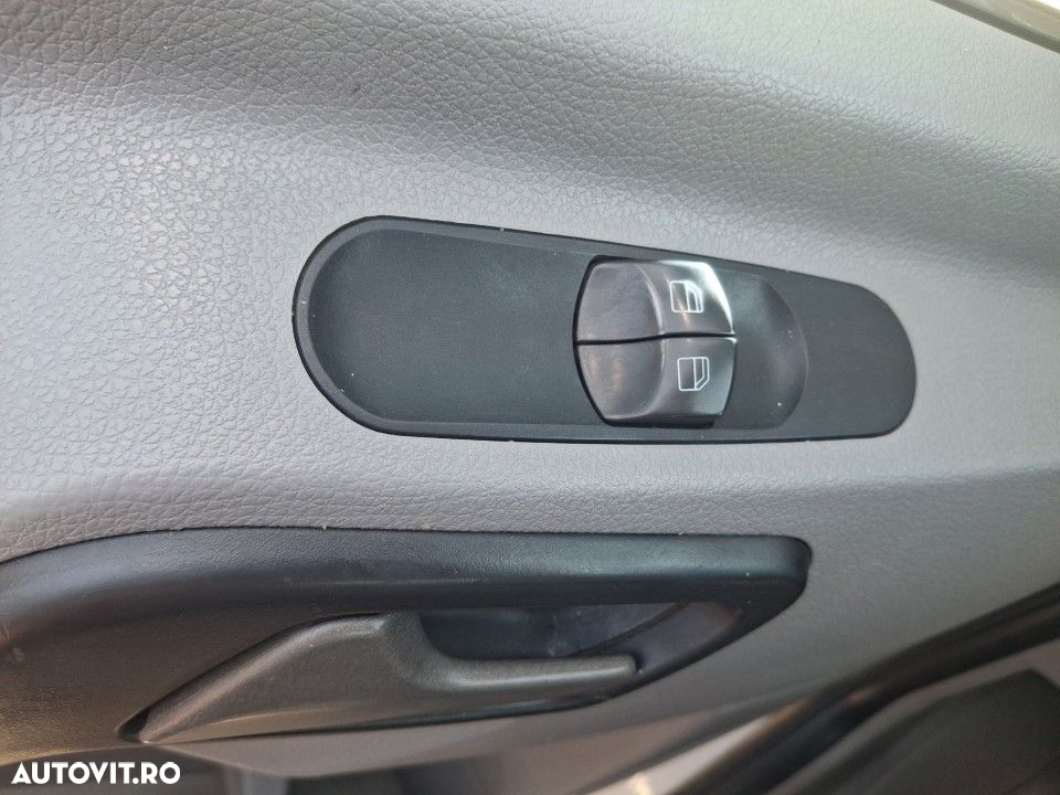 Volkswagen Crafter - 12