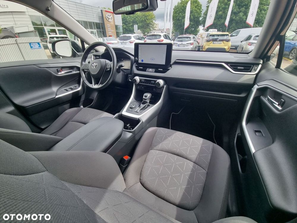 Toyota RAV4 - 10