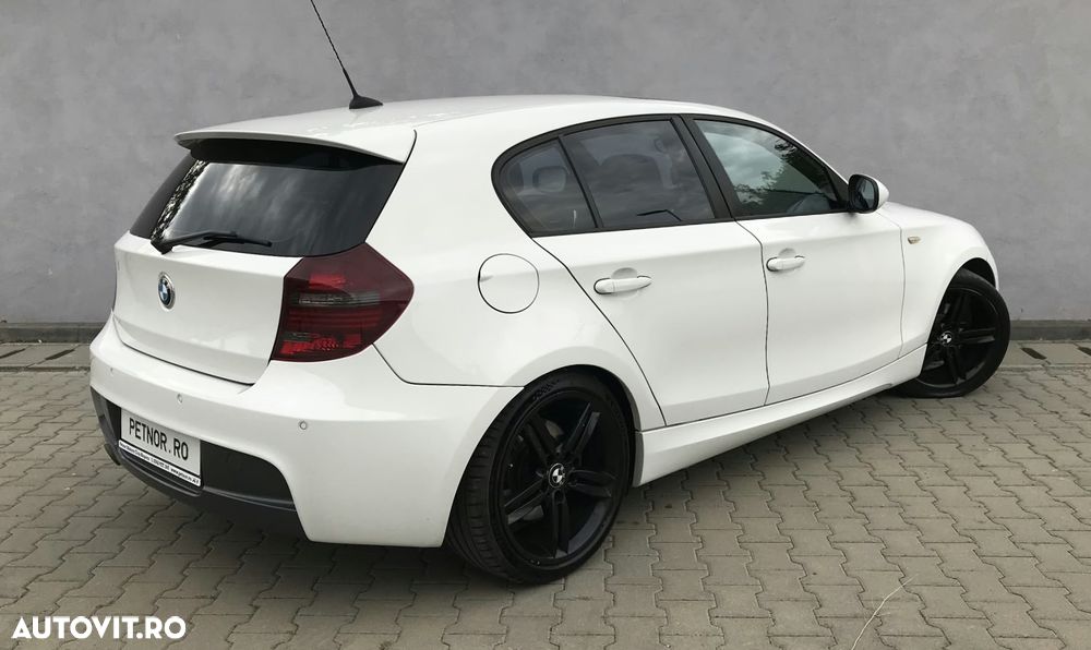 BMW Seria 1 118d Sport Line - 4