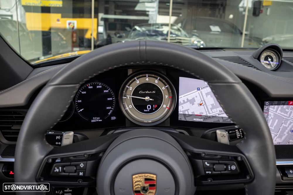 Porsche 911 (992) Turbo S PDK - 19