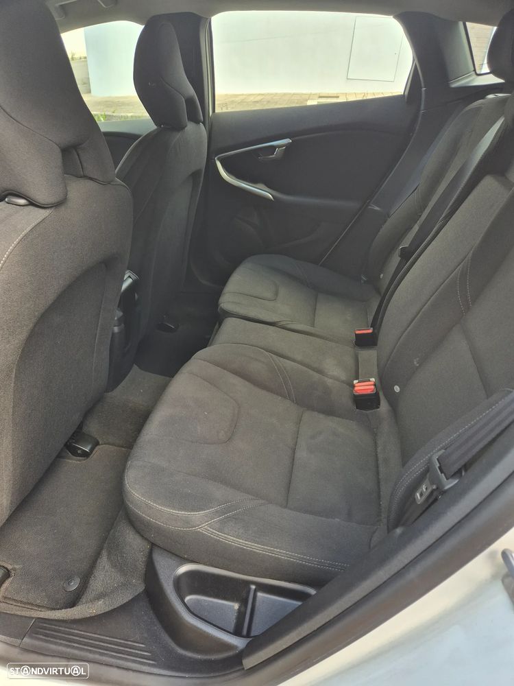 Volvo V40 D2 Kinetic - 7