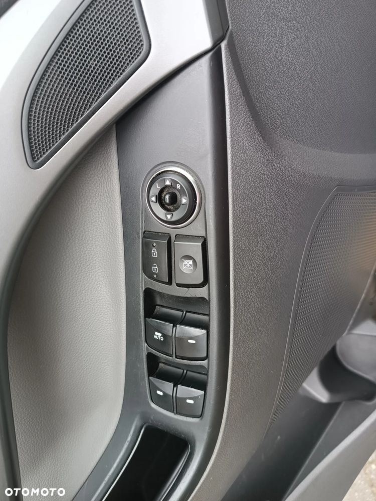 Hyundai Elantra - 20