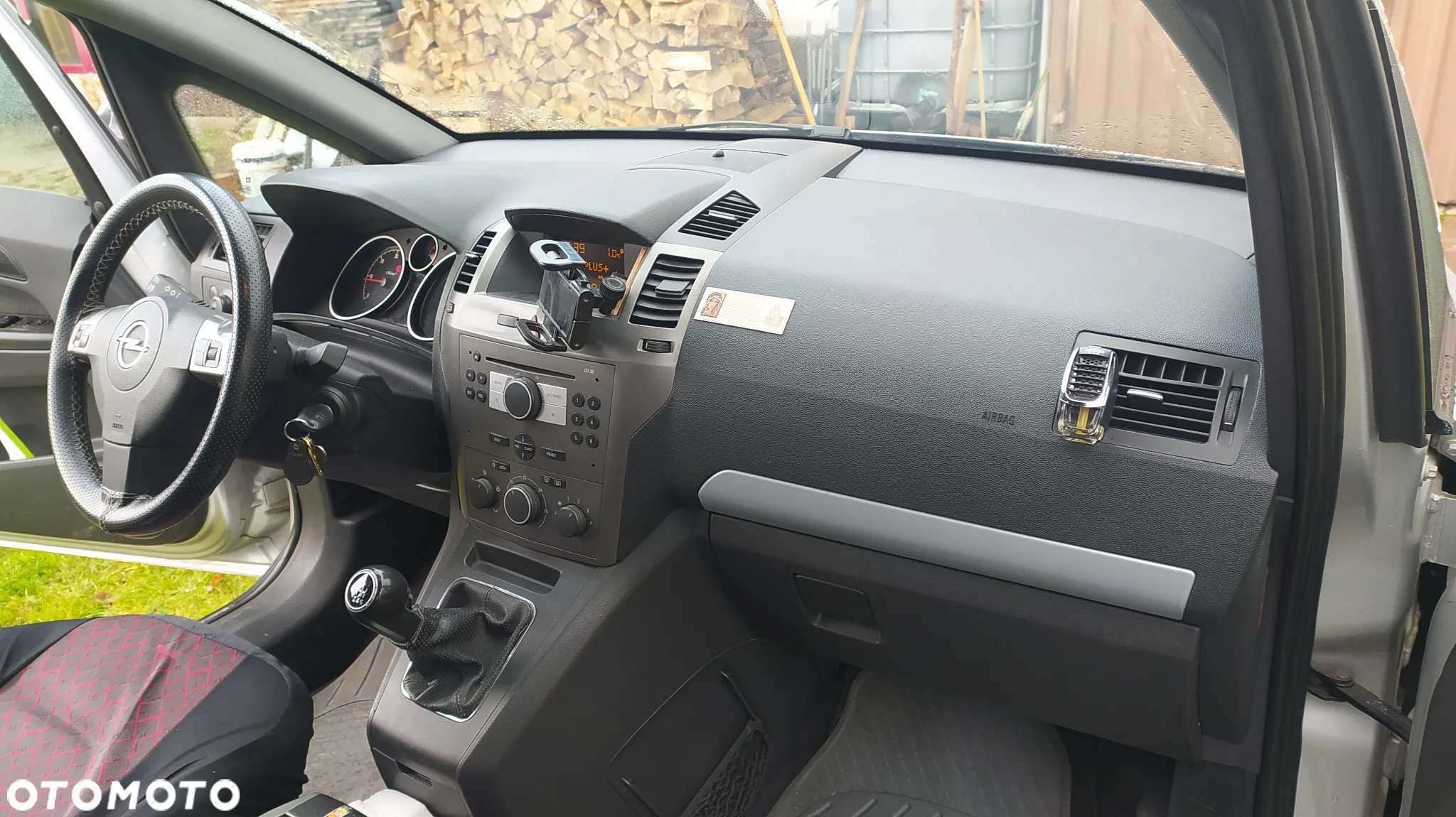 Opel Zafira - 9