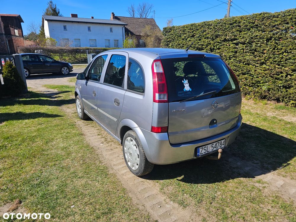 Opel Meriva - 8