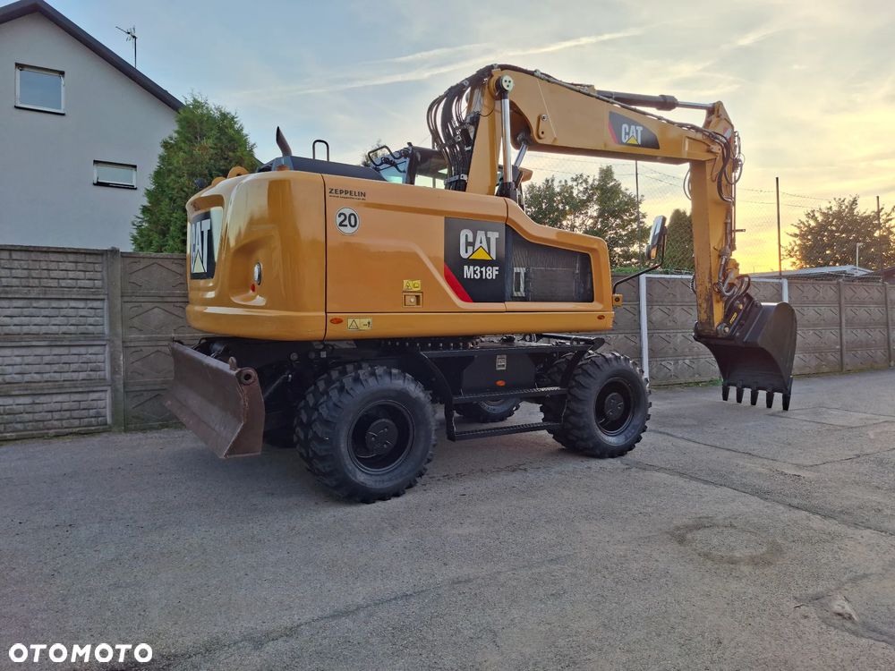 Caterpillar CAT M 318 F - 9