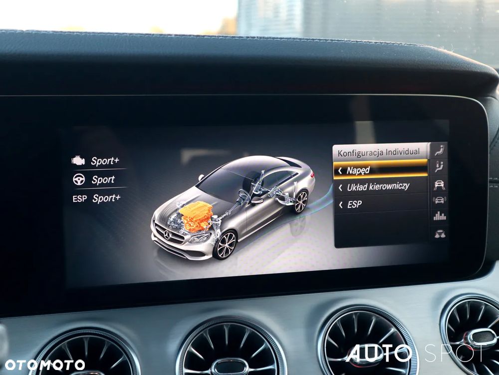 Mercedes-Benz Klasa E 350 9G-TRONIC AMG Line - 29