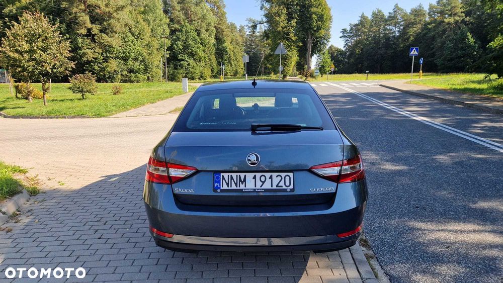 Skoda Superb - 8
