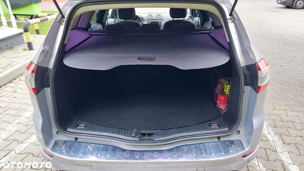 Ford Mondeo Turnier 2.0 TDCi Trend - 13