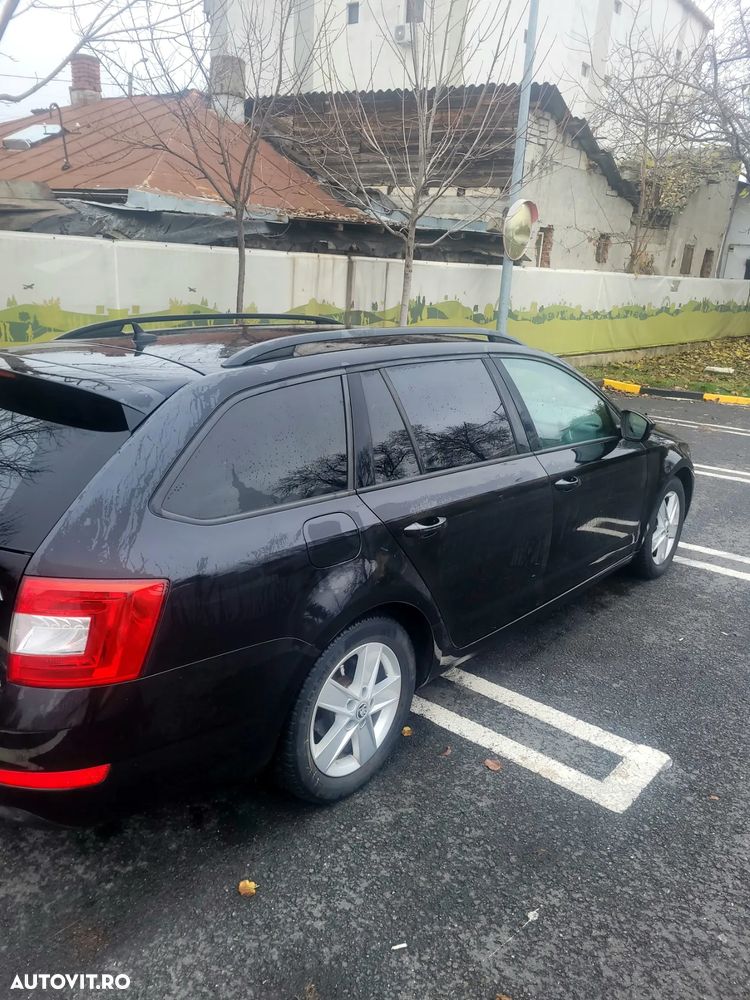 Skoda Octavia Combi 1.6 TDI (Green tec) Ambition - 4