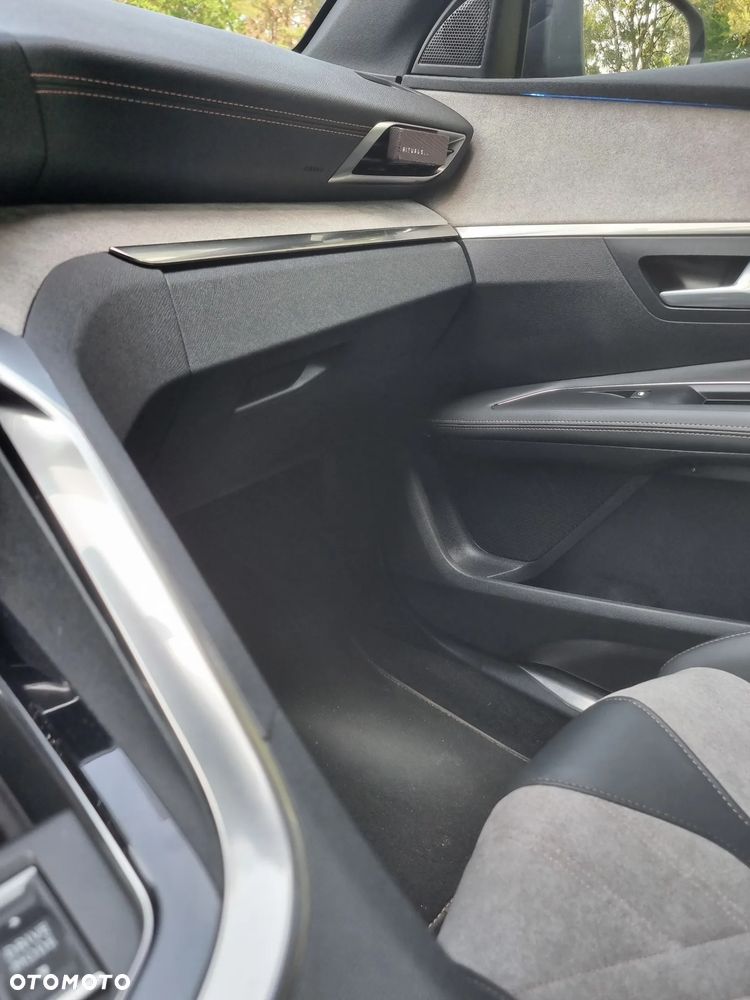 Peugeot 3008 1.6 PureTech GPF GT Line S&S EAT8 - 23
