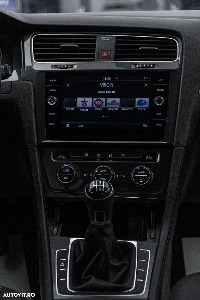 Volkswagen Golf 1.0 TSI BlueMotion Comfortline - 5