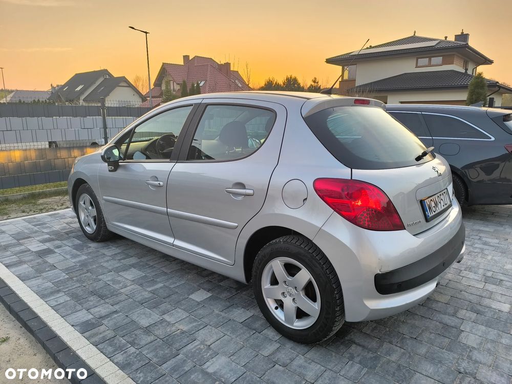 Peugeot 207 - 5