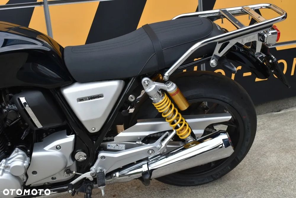 Honda CB - 11