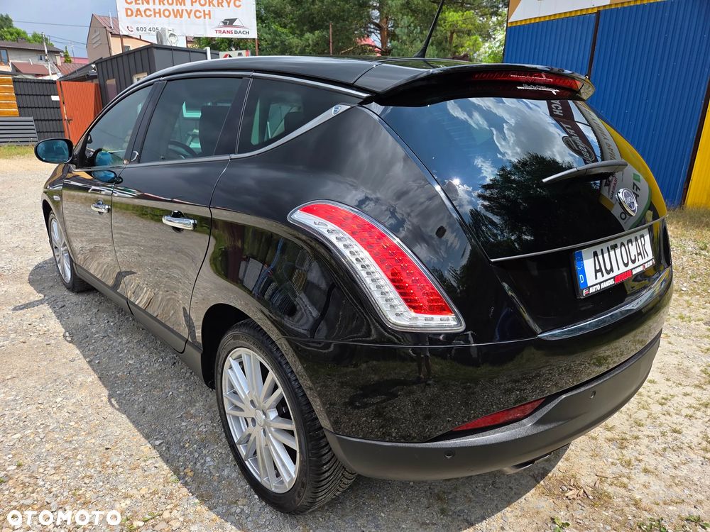 Lancia Delta 1.4 MultiAir 16v Gold - 4