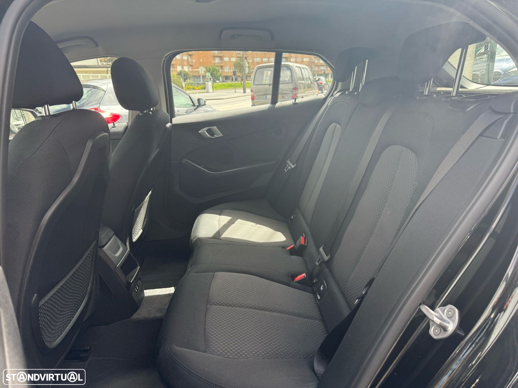 BMW 116 d Corporate Edition Auto - 15