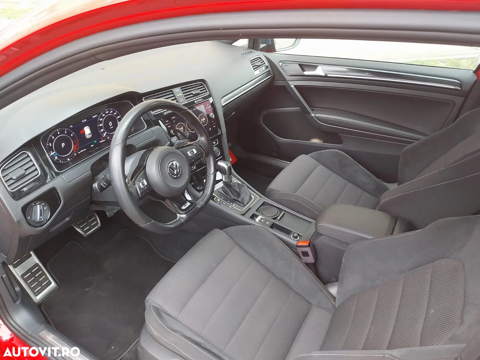 Volkswagen Golf 2.0 TSI DSG 4Motion R - 10