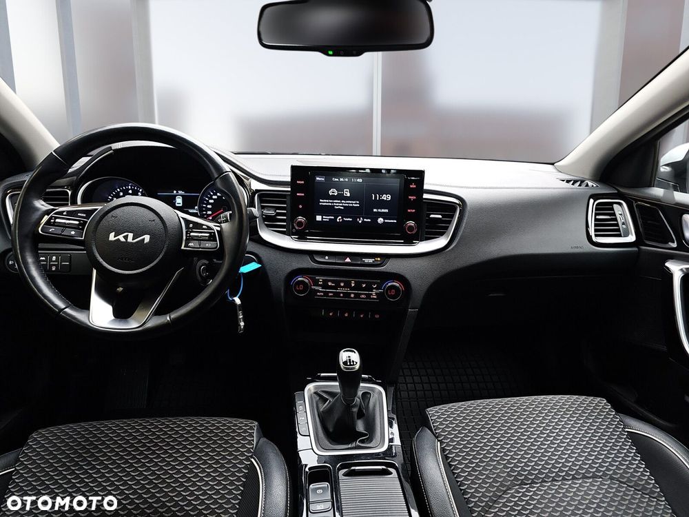 Kia Ceed 1.5 T-GDI L - 6