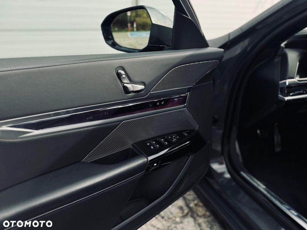 BMW Seria 7 - 18