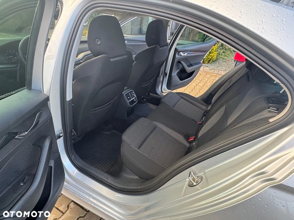 Skoda Octavia 1.5 TSI ACT Ambition - 14