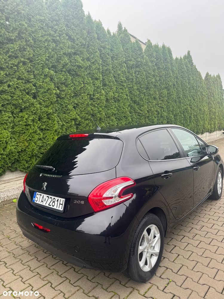 Peugeot 208 2014 photo 5