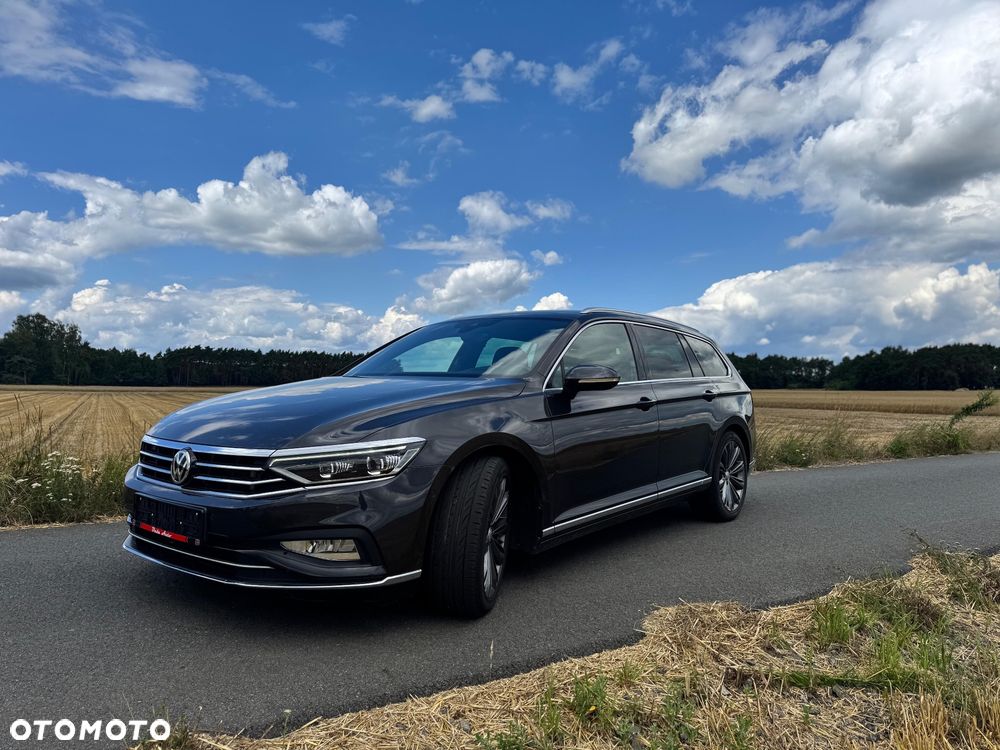 Volkswagen Passat 2.0 TDI 4Mot Elegance DSG - 1