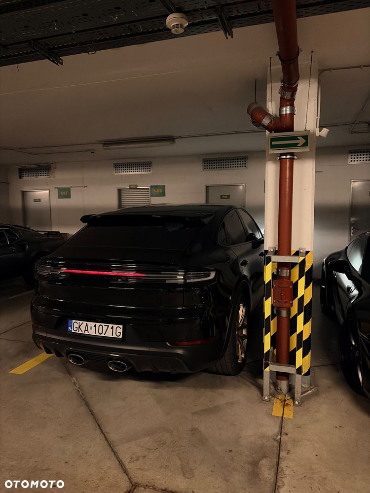 Porsche Cayenne Turbo E-Hybrid PHEV GT - 19