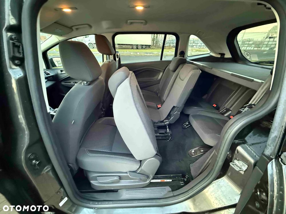 Ford Grand C-MAX - 15