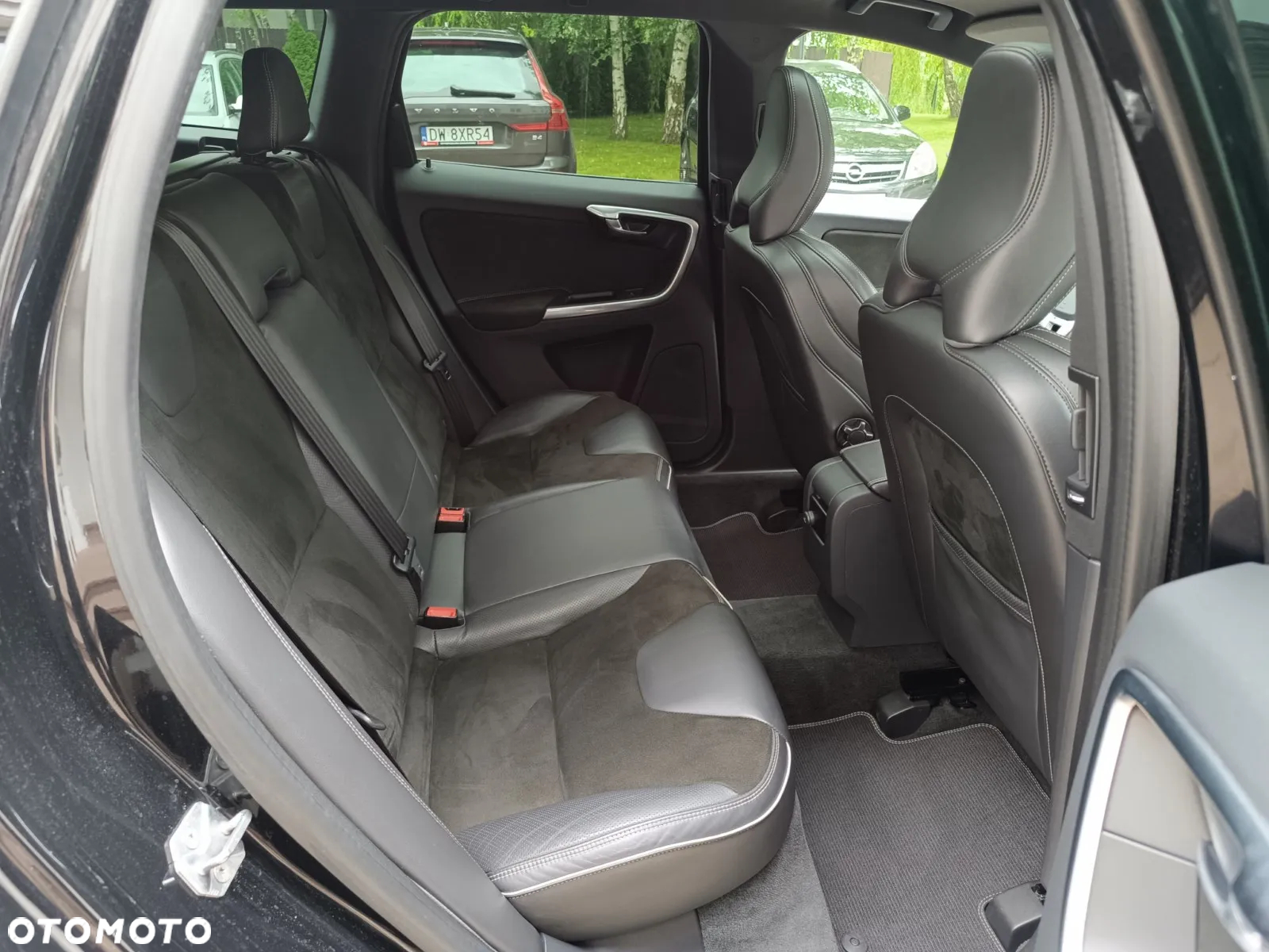 Volvo XC 60 D4 Geartronic Momentum - 32