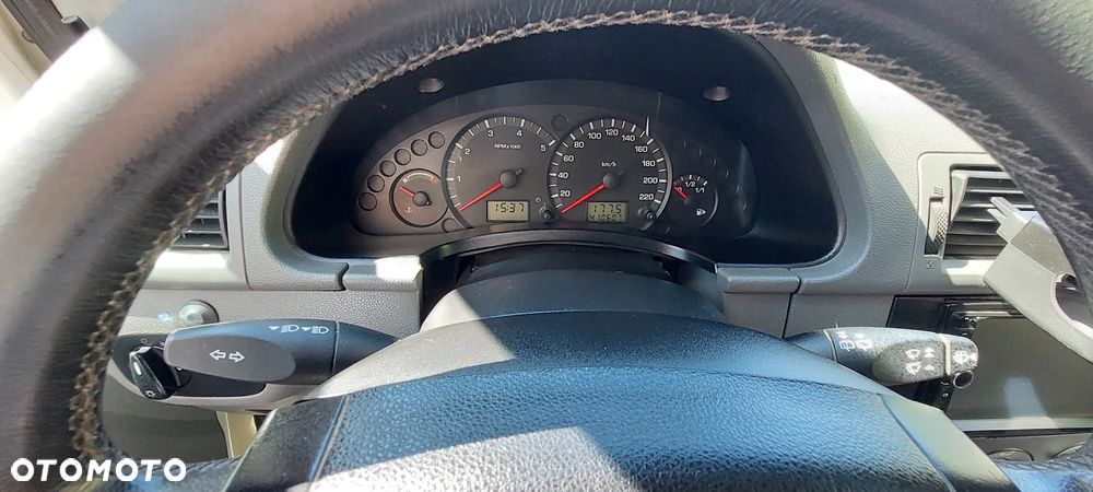 Ford TRANSIT CONNECT MK1 - 11