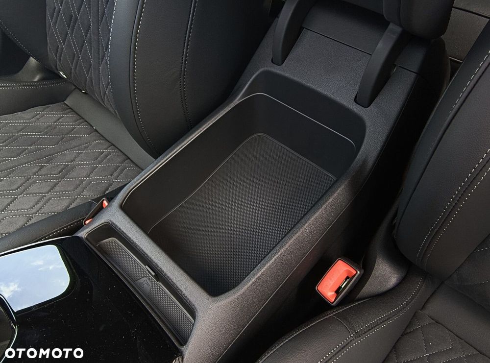 Audi A5 Limousine - 32