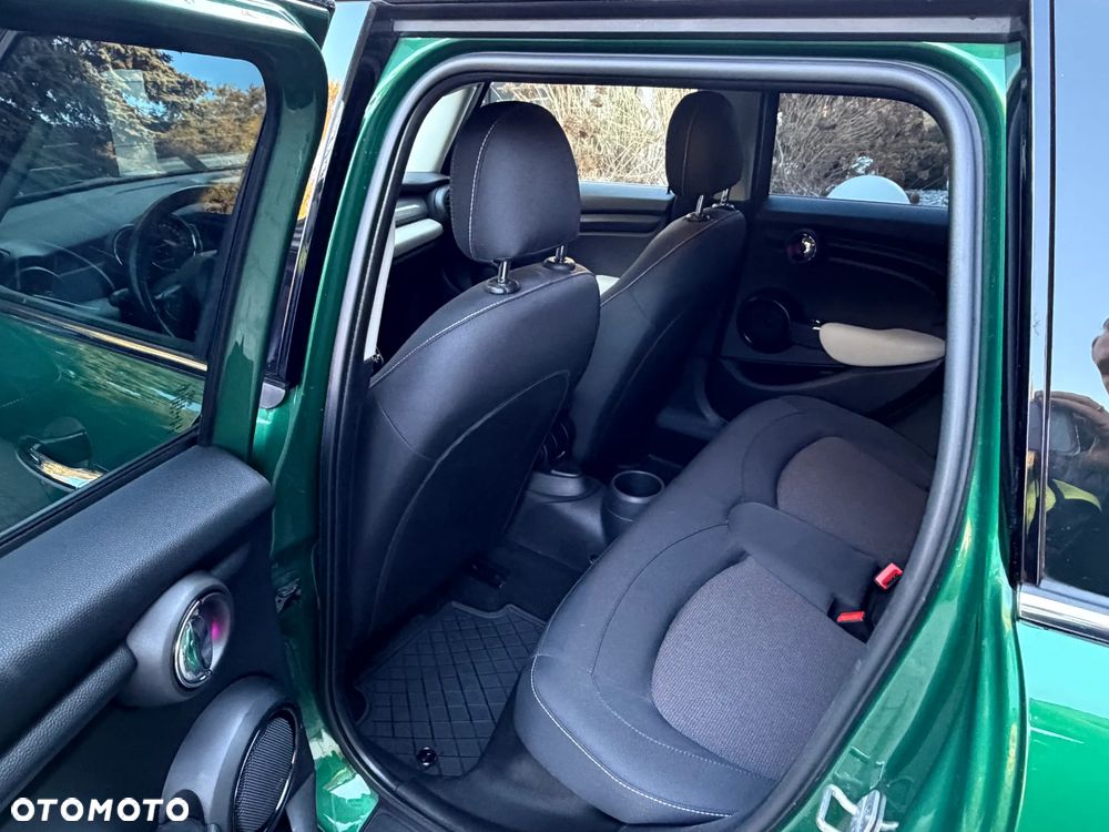 MINI Cooper Multitone Edition - 19