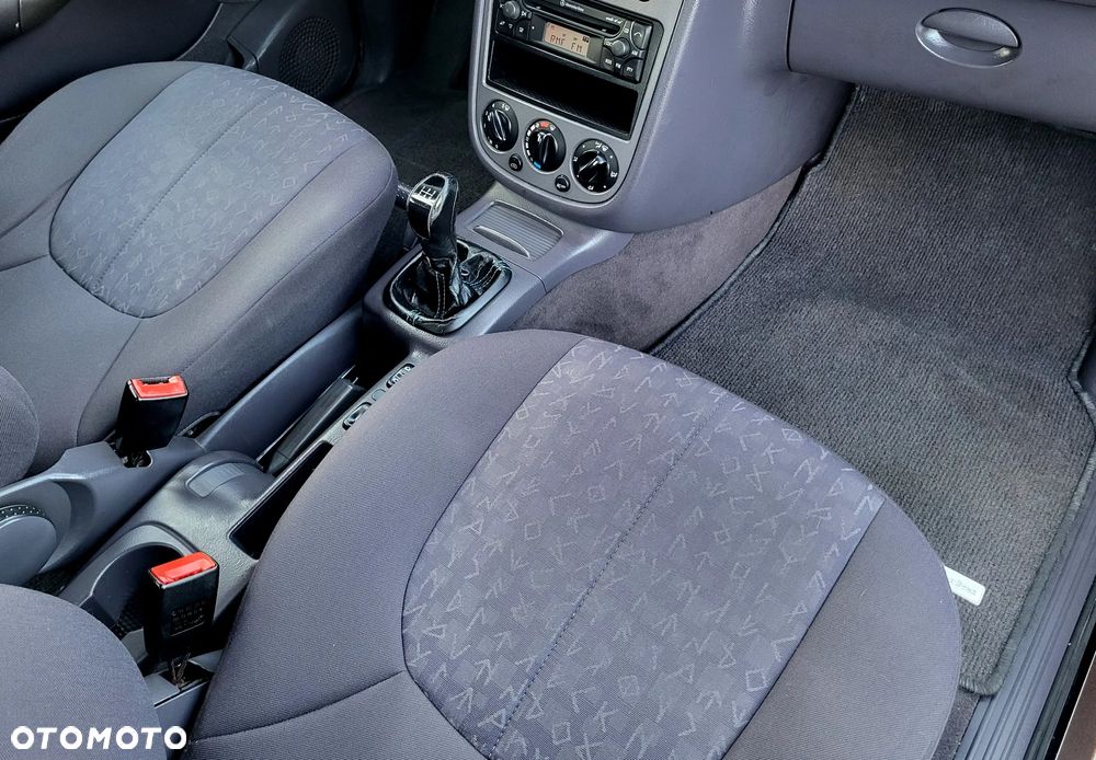 Mercedes-Benz Klasa A 170 CDI L Classic - 18