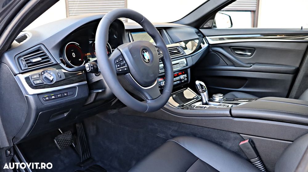 BMW Seria 5 525d Aut. Luxury Line - 15