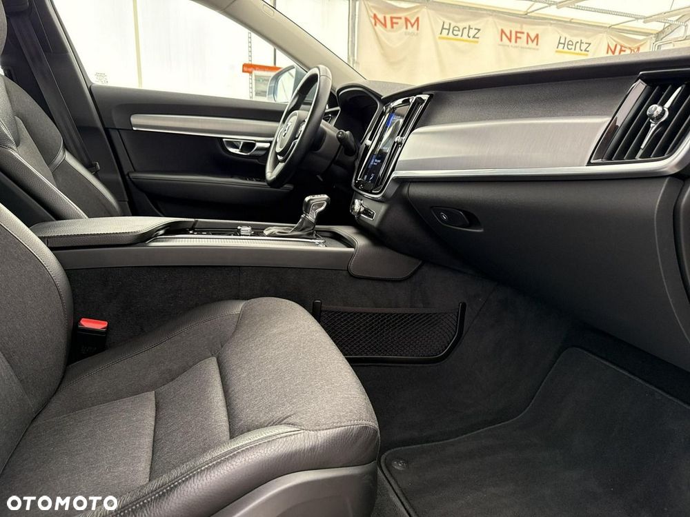 Volvo V90 - 26