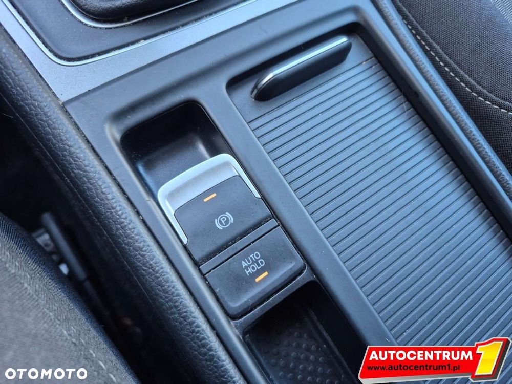 Volkswagen Golf - 20