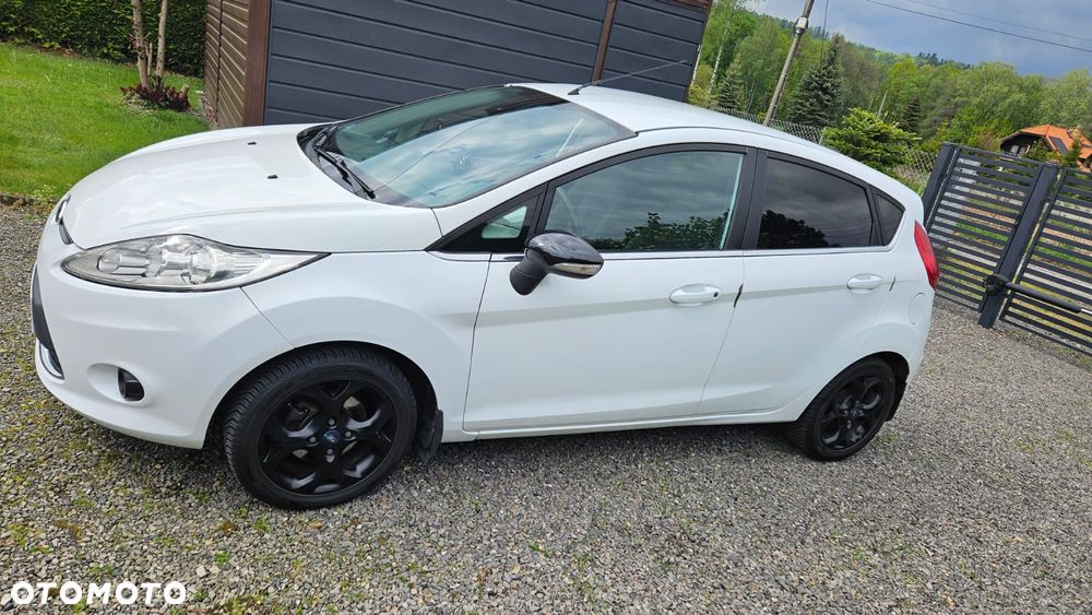 Ford Fiesta 1.6 TDCi Titanium - 9