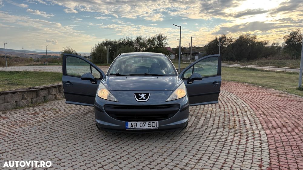 Peugeot 207 - 9