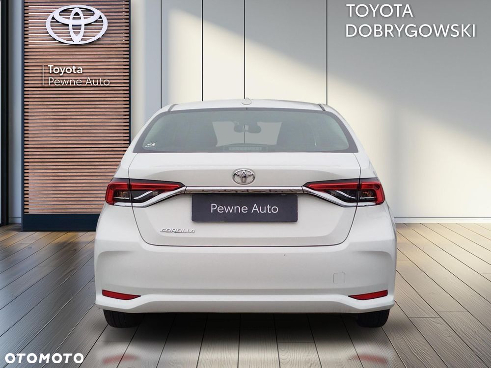 Toyota Corolla - 4