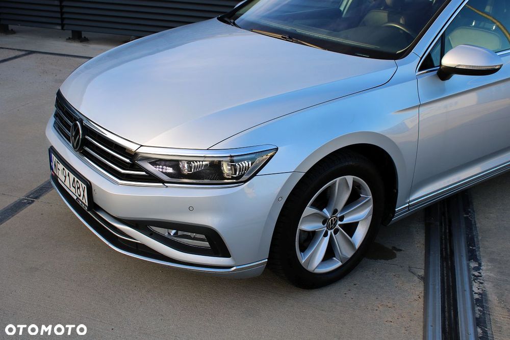 Volkswagen Passat Variant 2.0 TDI SCR Elegance DSG - 33