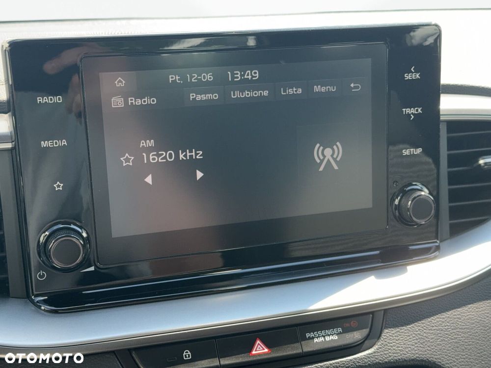 Kia Ceed - 30