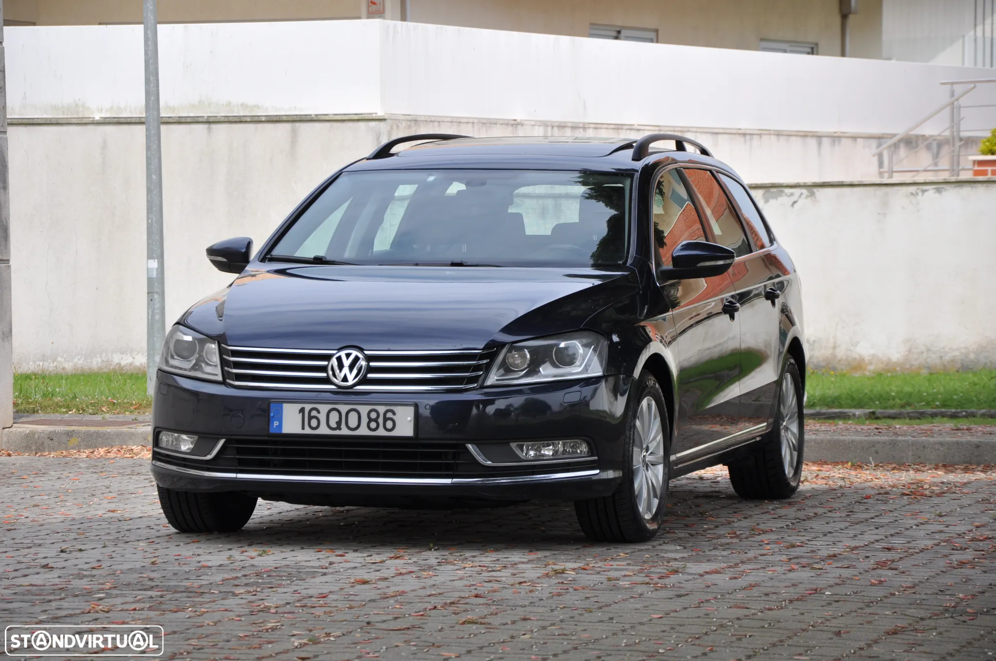 VW Passat Variant 1.6 TDI BlueMotion Trendline - 8