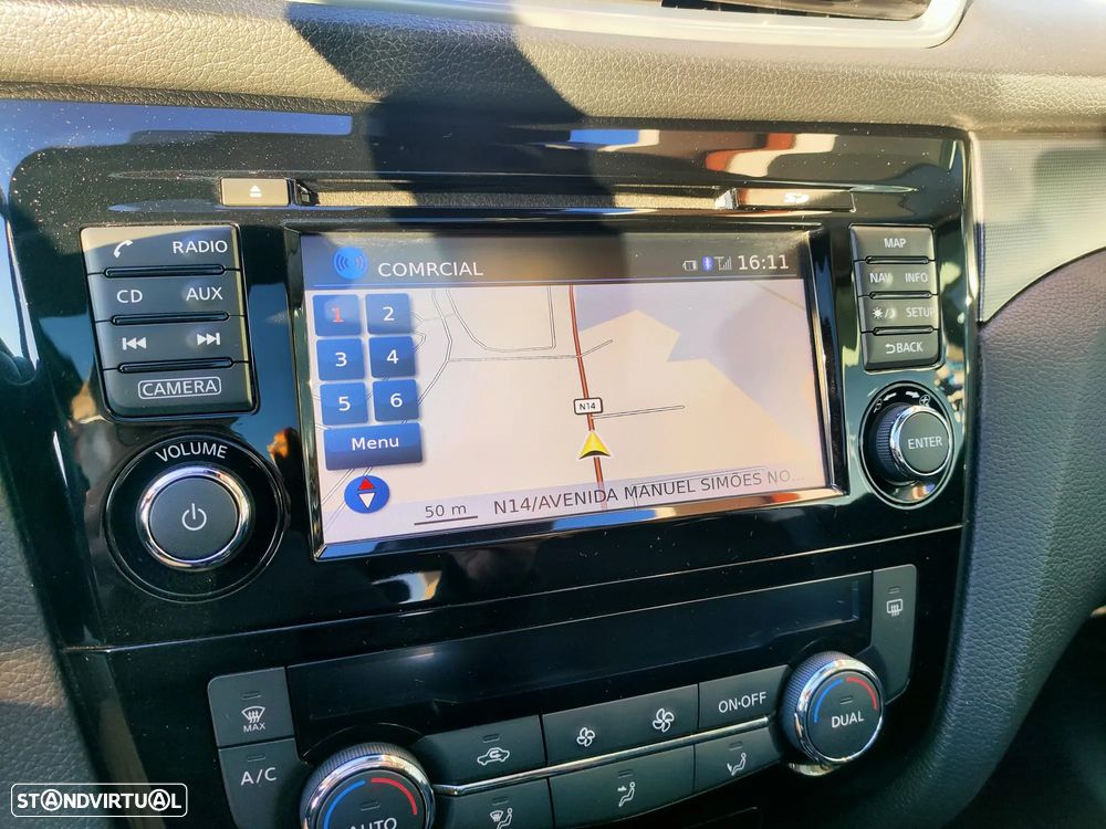 Nissan Qashqai 1.5 dCi N-Connecta 18 - 13