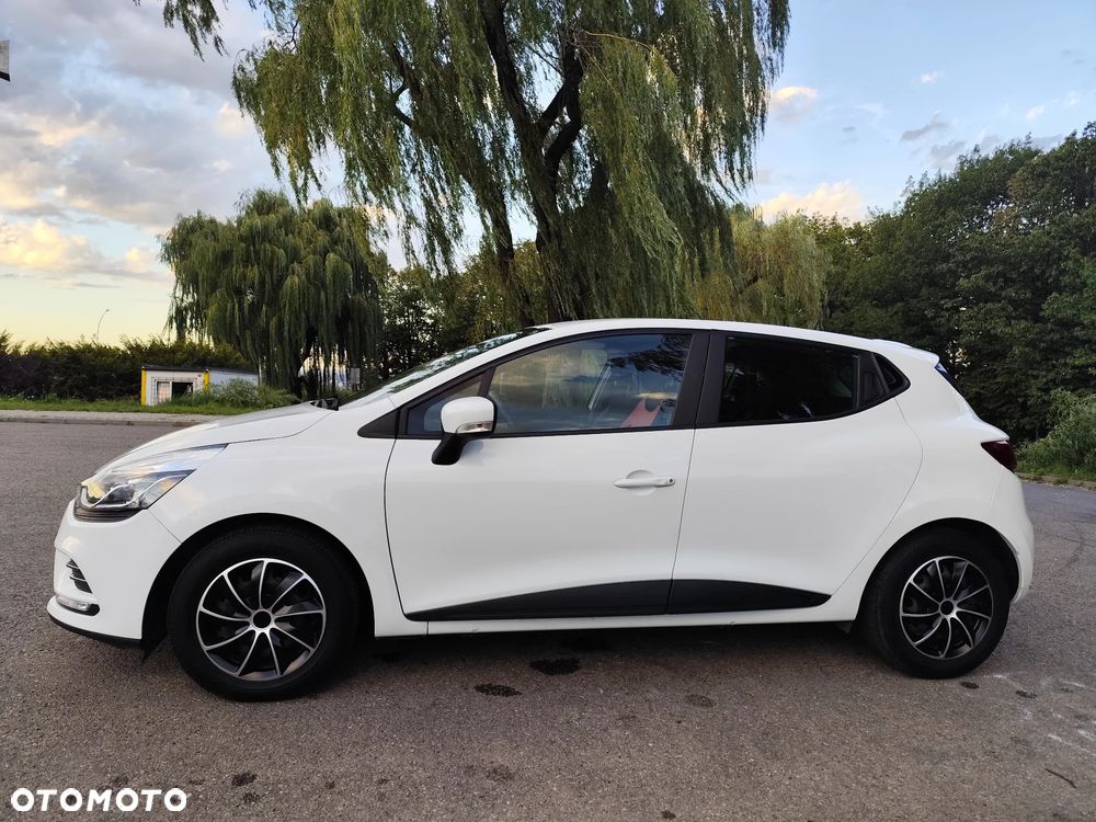 Renault Clio - 2
