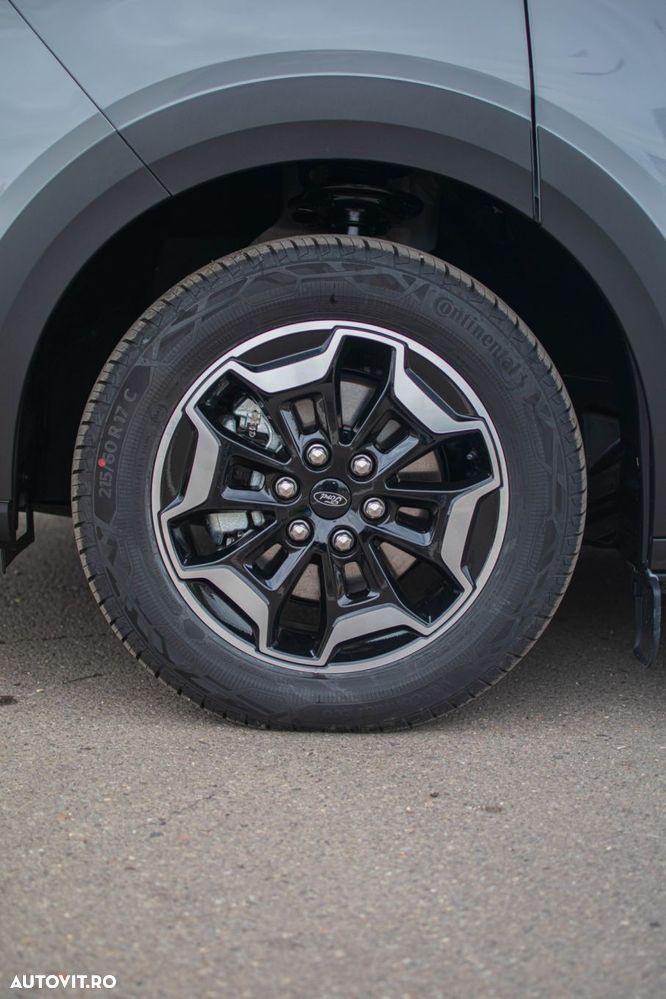 Ford Tourneo Custom - 41