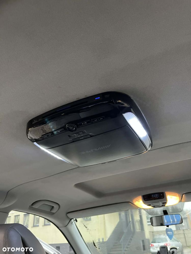 Mercedes-Benz Viano - 13