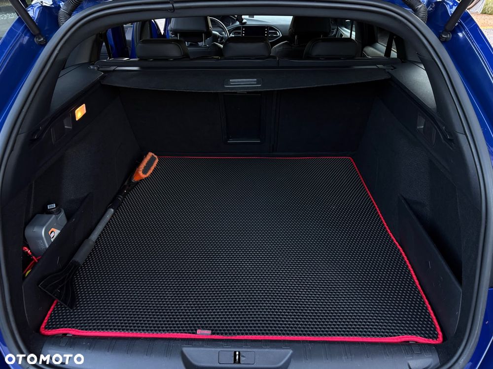 Peugeot 308 BlueHDi FAP 180 EAT8 Stop & Start GT - 16