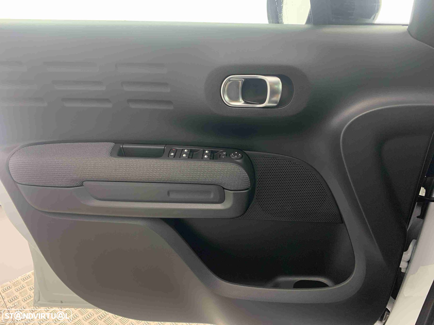 Citroën C3 Aircross 1.2 PureTech Max EAT6 - 9